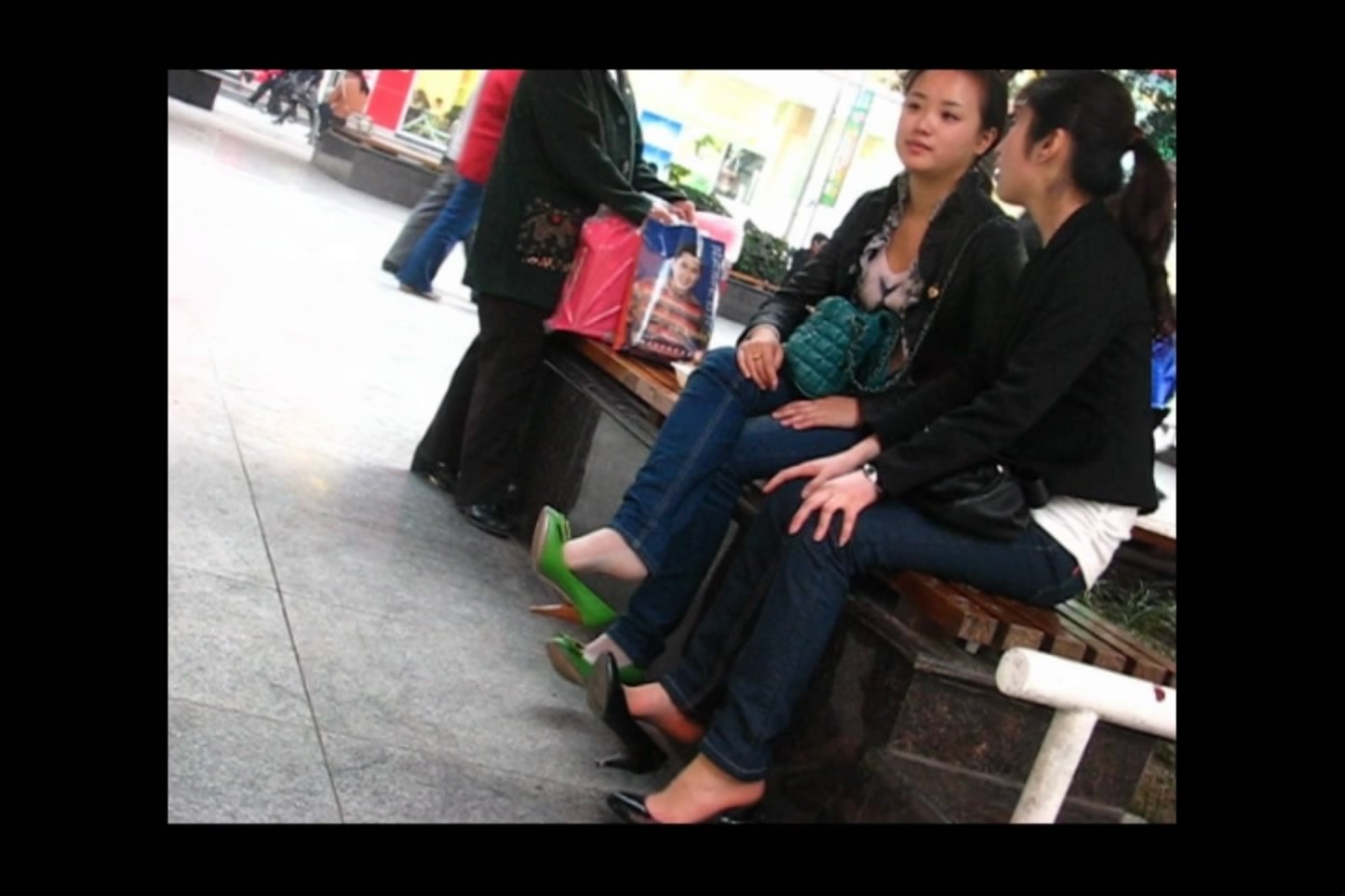 streetsnapdangl[00 00 47][20181128 232508 6]